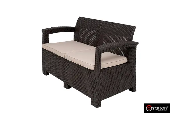 Коричневый комплект пластиковой мебели для терасы B:Rattan Comfort 4 на 4 персоны - столик, кресла и диван
